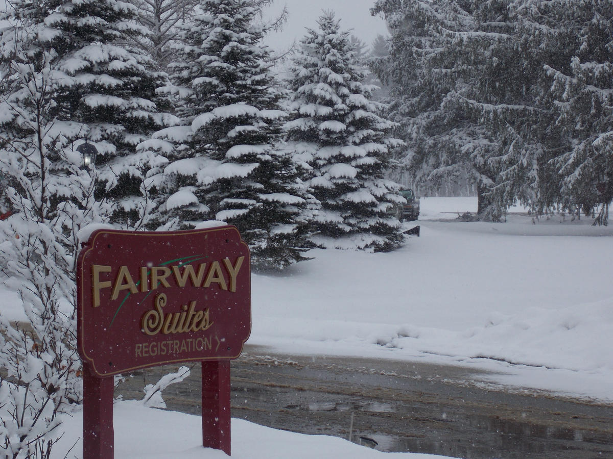 Fairway Suites At The Peak French Creek Exterior foto