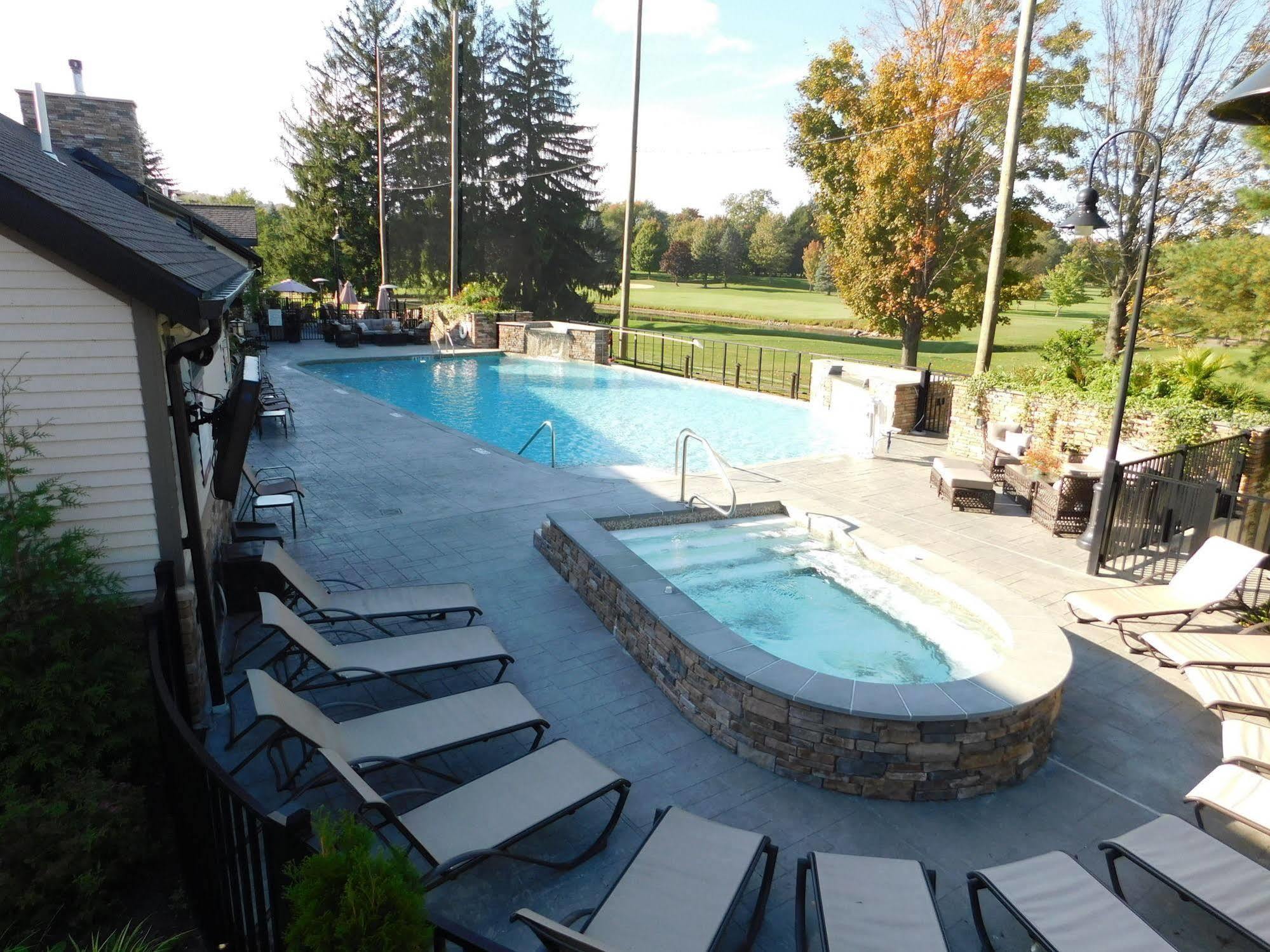 Fairway Suites At The Peak French Creek Exterior foto